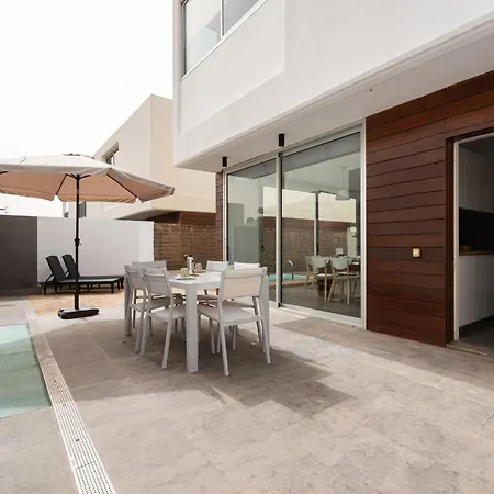 Modern 2br - Private Pool - Parking San Bartolome de Tirajana (Gran Canaria)